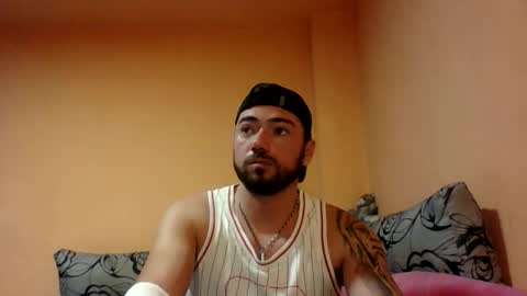 Snapshot of aerthurethan chatting on November 5, 2:44 am aerthurethan online show from November 5, 2:44 am