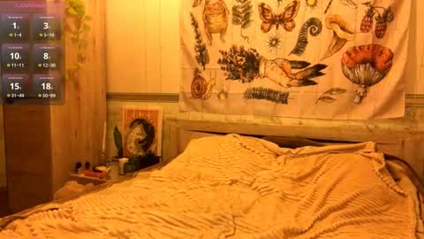 Arielle online show from October 25, 4:57 pm