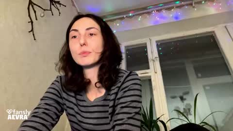 Snapshot of aevra chatting on December 19, 9:00 pm vegans taste better online show from December 19, 9:00 pm