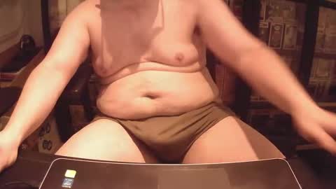 Snapshot of afattytowatch chatting on November 9, 10:19 pm afattytowatch online show from November 9, 10:19 pm