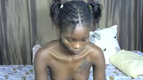 africana_slimqueen online show from May 11, 3:07 pm