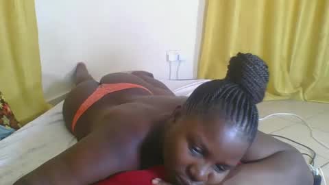 Snapshot of africanbeauty4 chatting on October 11, 8:24 am ELIZABETH online show from October 11, 8:24 am