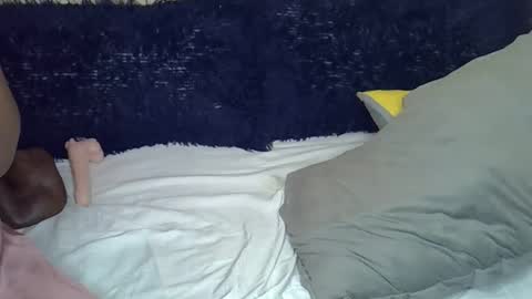 Snapshot of afrii_kity chatting on November 23, 3:50 am afrii_kity online show from November 23, 3:50 am