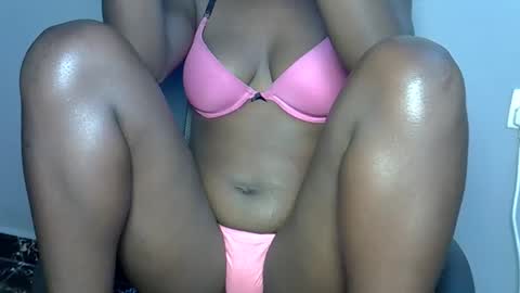 afrikan_desire online show from March 21, 6:33 pm