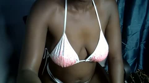afrikan_desire online show from March 30, 6:09 pm
