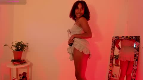 afro_dita8 online show from June 2, 11:07 pm