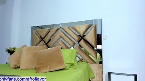 Snapshot of afro_happy__06 chatting on September 16, 11:11 am Jheremy and leeryc online show from September 16, 11:11 am