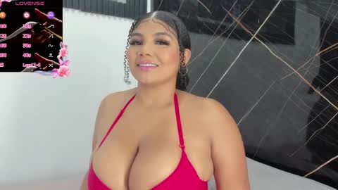 Snapshot of afrodita_roos_ chatting on May 24, 12:21 pm Afrodita Ross online show from May 24, 12:21 pm