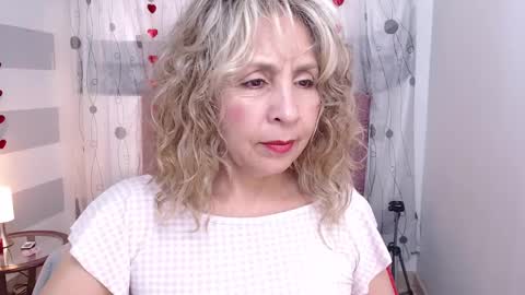 Snapshot of afrodita_sg chatting on February 26, 6:54 pm afrodita_sg online show from February 26, 6:54 pm