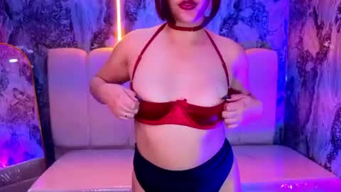 Snapshot of afrodita_wild_v chatting on July 23, 4:05 pm afrodita_wild_v online show from July 23, 4:05 pm