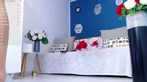 Snapshot of afroditha_ chatting on November 26, 5:03 pm Amalia online show from November 26, 5:03 pm