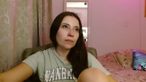 afrodithaa_ online show from April 23, 3:30 am