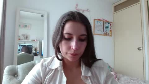 afrodithaa_ online show from May 4, 6:48 pm