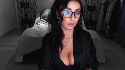 Afro online show from November 2, 2:30 pm