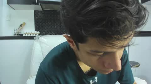 Snapshot of agarevans chatting on December 11, 5:10 am AGAR online show from December 11, 5:10 am