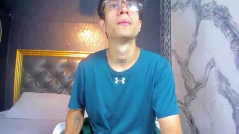 Snapshot of agarevans chatting on October 31, 3:07 am AGAR online show from October 31, 3:07 am