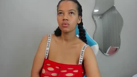 Snapshot of agata18_ chatting on October 25, 1:40 pm A G A T A online show from October 25, 1:40 pm