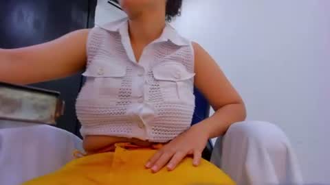 Snapshot of agata18_ chatting on June 26, 12:31 pm A G A T A online show from June 26, 12:31 pm