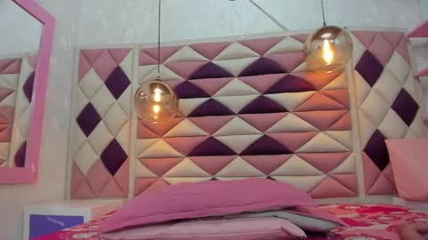 Snapshot of agata_01_ chatting on February 10, 2:59 pm Ana online show from February 10, 2:59 pm