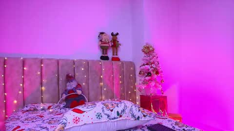 Snapshot of agata_01_ chatting on December 2, 11:59 am Ana online show from December 2, 11:59 am