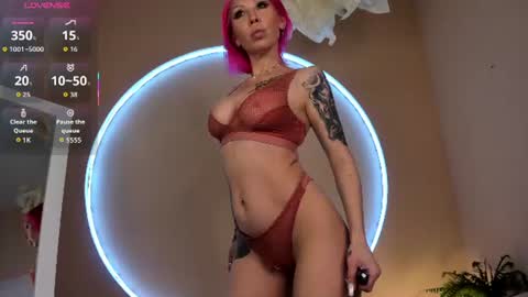 Snapshot of agata__poison chatting on June 14, 8:33 pm Agata online show from June 14, 8:33 pm