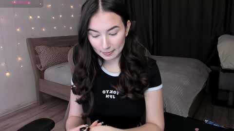 Snapshot of agata_cherry chatting on February 5, 8:00 am Eva online show from February 5, 8:00 am