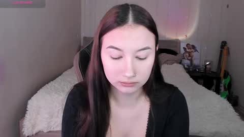 Snapshot of agata_cherry chatting on November 16, 8:42 am Eva online show from November 16, 8:42 am