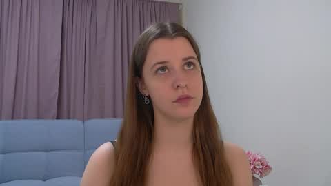 Agata Aisitt online show from May 11, 3:07 pm