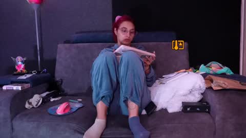 Agata Collinss online show from September 18, 7:43 am