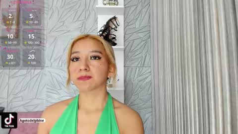 Agatadelphine online show from December 22, 12:13 pm