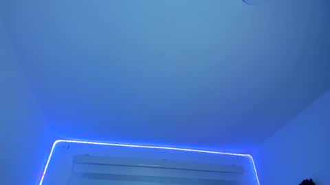 agatha_marin_ online show from August 4, 7:27 pm