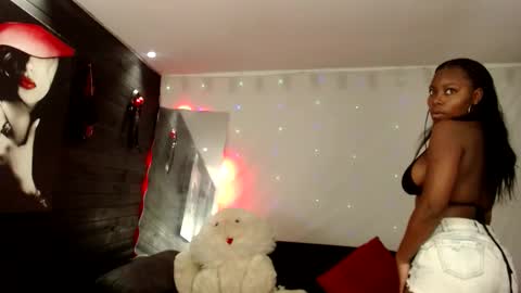 CAROLINA online show from December 18, 11:22 pm