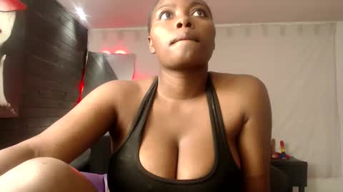 CAROLINA online show from April 28, 10:59 pm