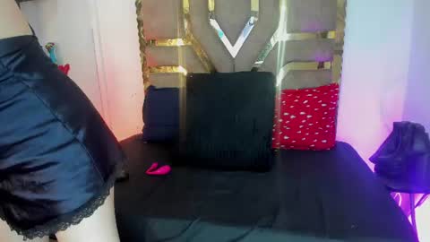 agatha ross online show from July 24, 11:19 am
