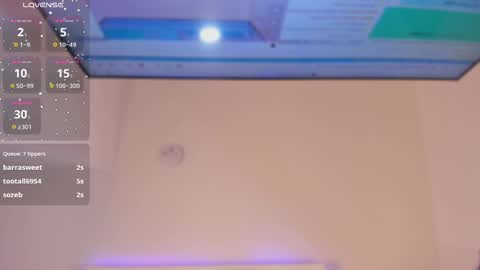 Snapshot of agatha_steel20 chatting on March 7, 2:46 am Agatha Steel online show from March 7, 2:46 am