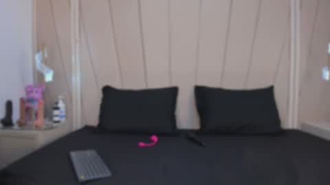 Snapshot of agatha_steel20 chatting on November 11, 8:20 pm Agatha Steel online show from November 11, 8:20 pm