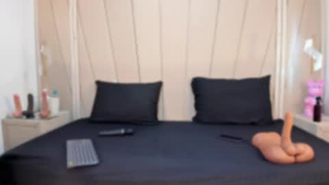 Snapshot of agatha_steel20 chatting on June 8, 7:58 pm Agatha Steel online show from June 8, 7:58 pm