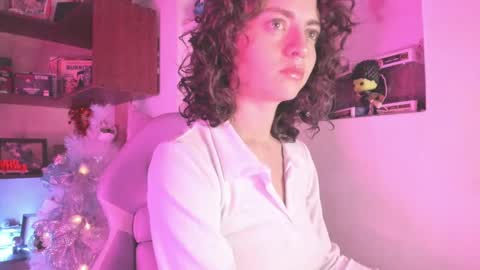 Snapshot of agathaa_ks_ chatting on December 27, 5:20 am Camila 2 online show from December 27, 5:20 am