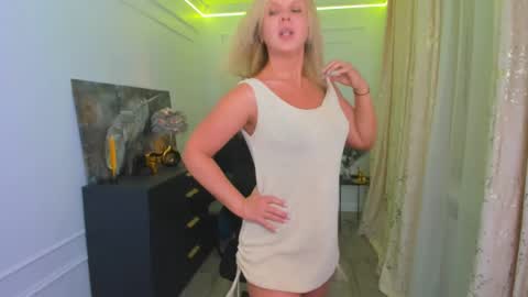 Agatha online show from May 28, 7:55 pm