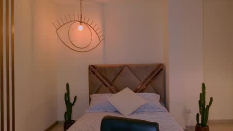 Agatha online show from December 13, 9:20 pm