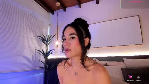 Snapshot of agattaduque chatting on June 27, 8:14 pm online show from June 27, 8:14 pm
