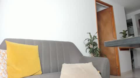 Snapshot of agelinaferrara chatting on October 25, 4:42 am Sara Mesa online show from October 25, 4:42 am