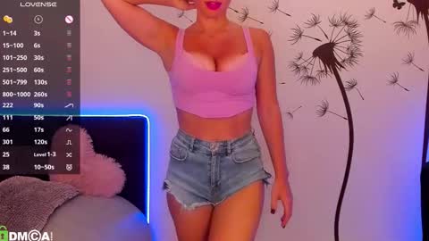 Polly online show from September 12, 1:33 pm