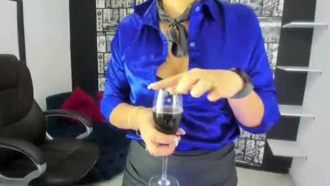 Snapshot of aghata_moon chatting on January 18, 11:00 pm Aghata Moon online show from January 18, 11:00 pm