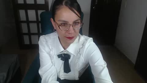 Snapshot of aghata_moon chatting on January 27, 2:46 pm Aghata Moon online show from January 27, 2:46 pm
