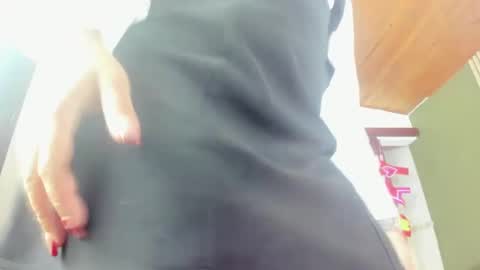 Snapshot of aghata_moon chatting on February 10, 2:16 pm Aghata Moon online show from February 10, 2:16 pm