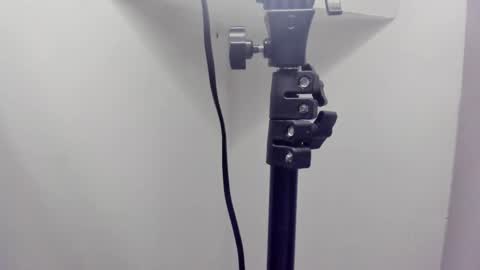 Snapshot of agnes_jones chatting on October 7, 9:28 am agnes_jones online show from October 7, 9:28 am