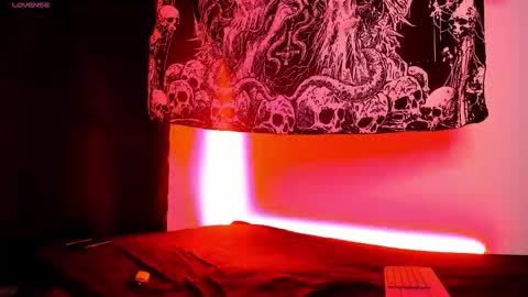 Snapshot of agnes_jones chatting on November 17, 5:02 am agnes_jones online show from November 17, 5:02 am