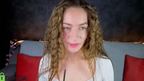 Snapshot of agnes_wells chatting on November 22, 9:19 am agnes wells online show from November 22, 9:19 am