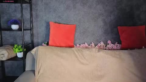 agnes wells online show from July 2, 1:16 am